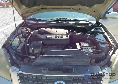 2005 Nissan Altima 2.5 S из США, поврежденный, VIN 1N4AL11DX5C137249